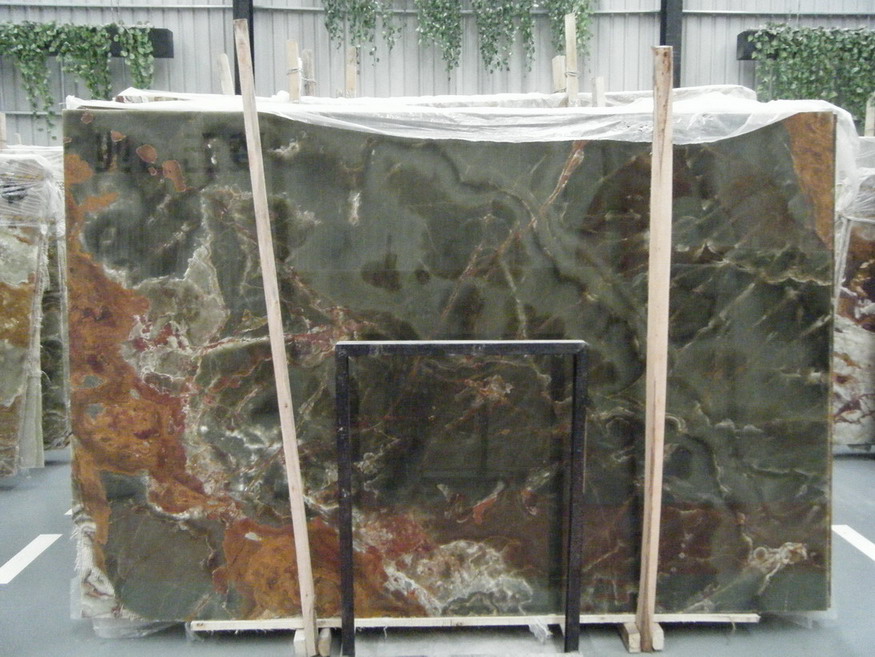 Green onyx-dark